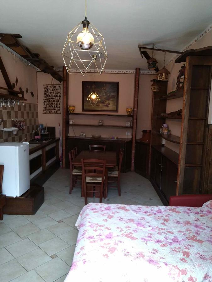 Agriturismo Ca' Isotta Castello di Serravalle Bagian luar foto
