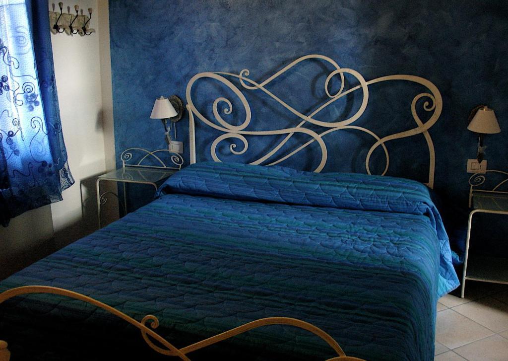 Agriturismo Ca' Isotta Castello di Serravalle Bagian luar foto